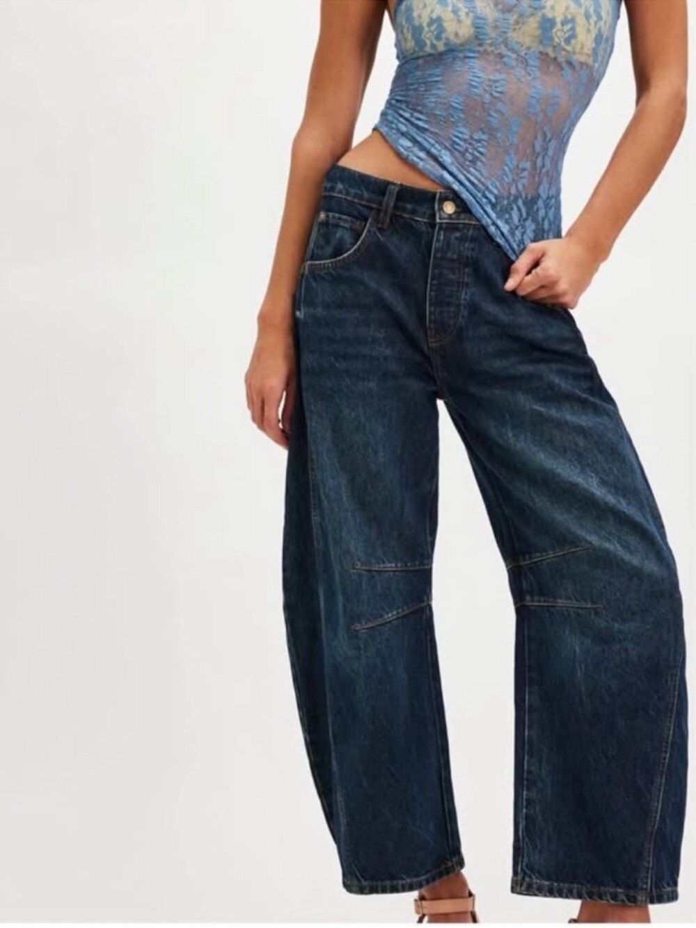 We The Free Good Luck Barrel
Jeans - Dark Blue | Size 24